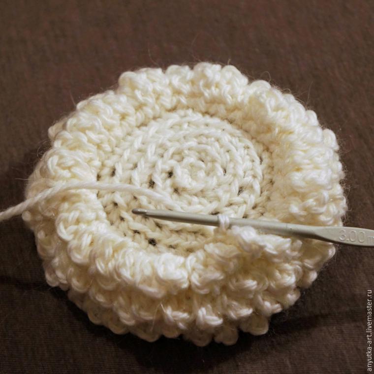 tutorial teiera con pecoralla distesa sul prato a uncinetto crochet (10)